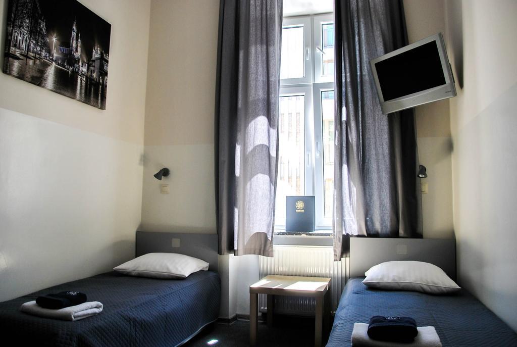 Aparthotel Kadetus 크라쿠프 외부 사진